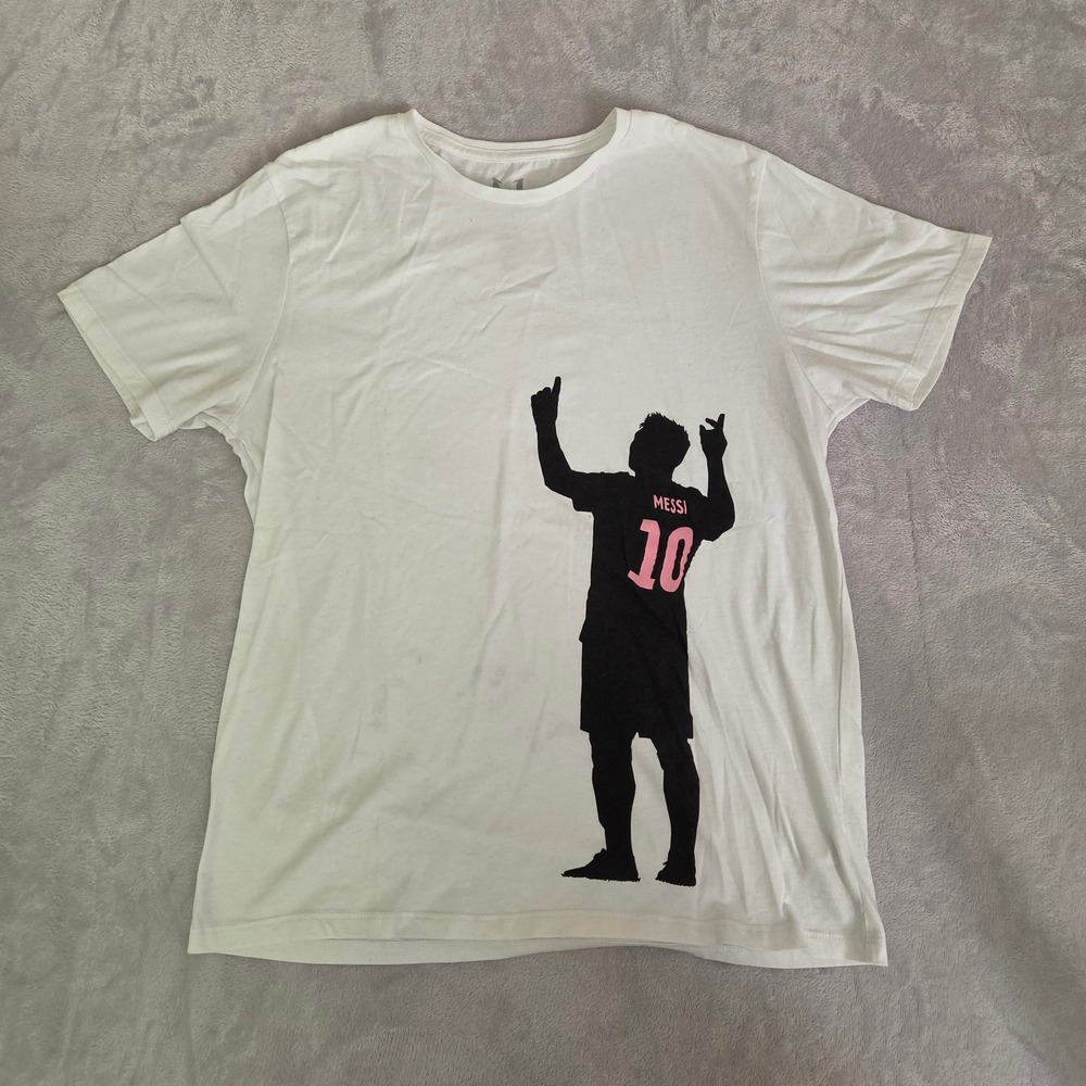 Messi Collection Lionel Messi Silhouette Graphic T-Shirt White Large Soccer Tee